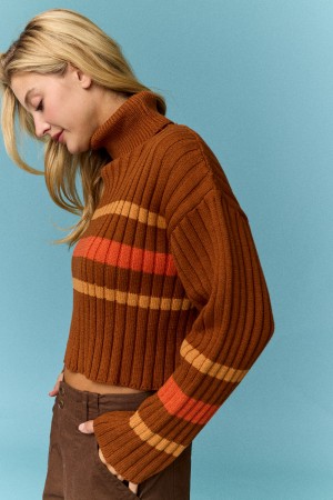 PT16682<br/>Elena Loose Fit Turtle Neck Stripe Knit Crop Top